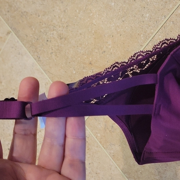 NEW! MAIDENFORM Pure Comfort Convertible Wireless Lace Bralette 34D. - Picture 8 of 10